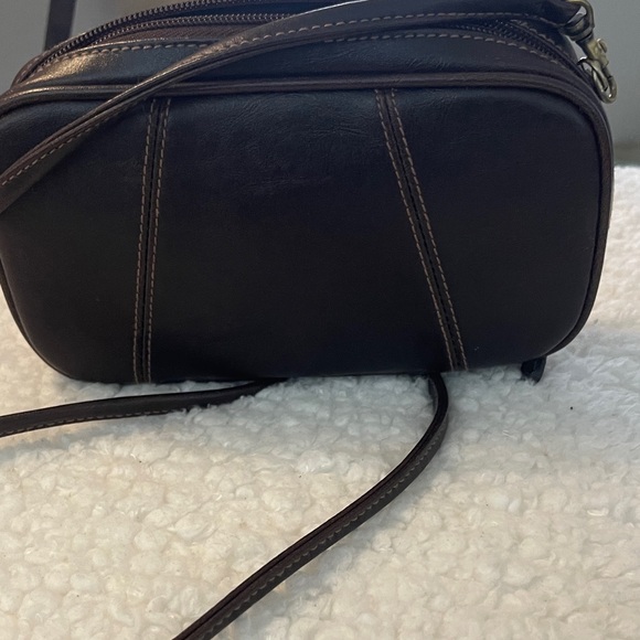 Elegant Brown Crossbody Bag - Picture 5 of 14